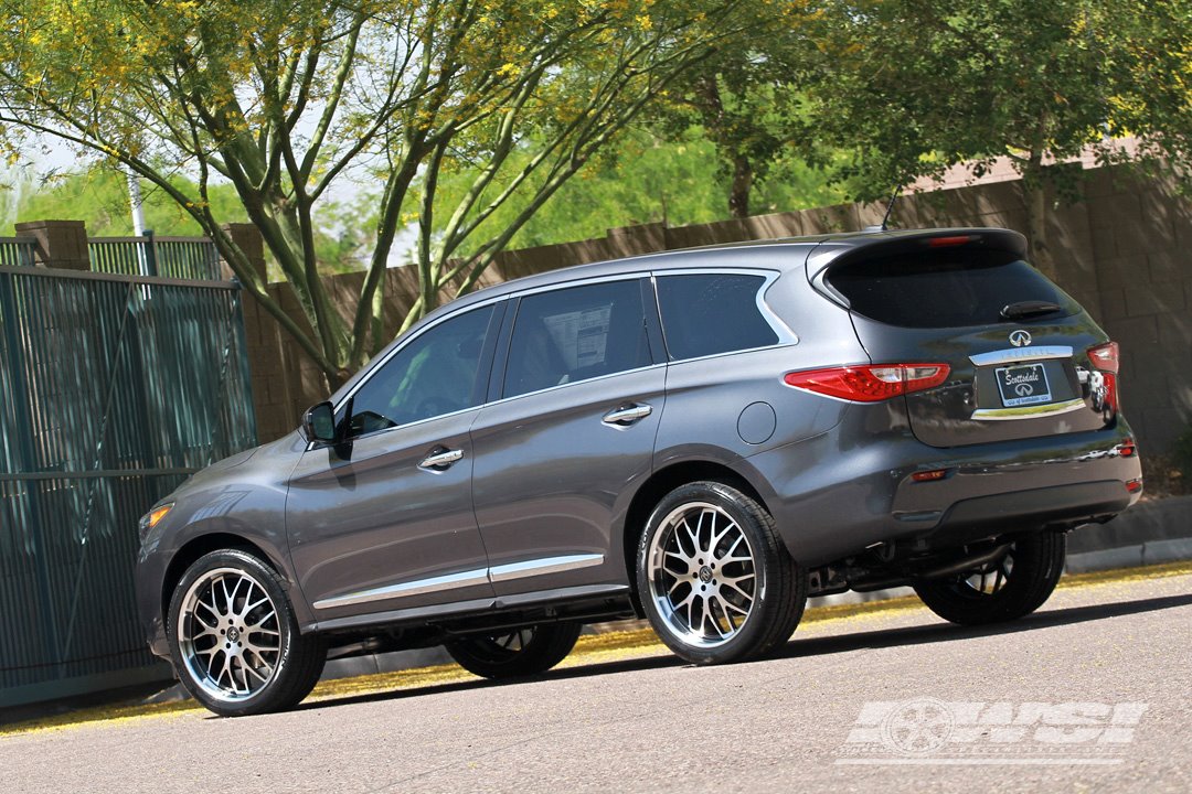 Koko Kuture Fann on Infiniti JX